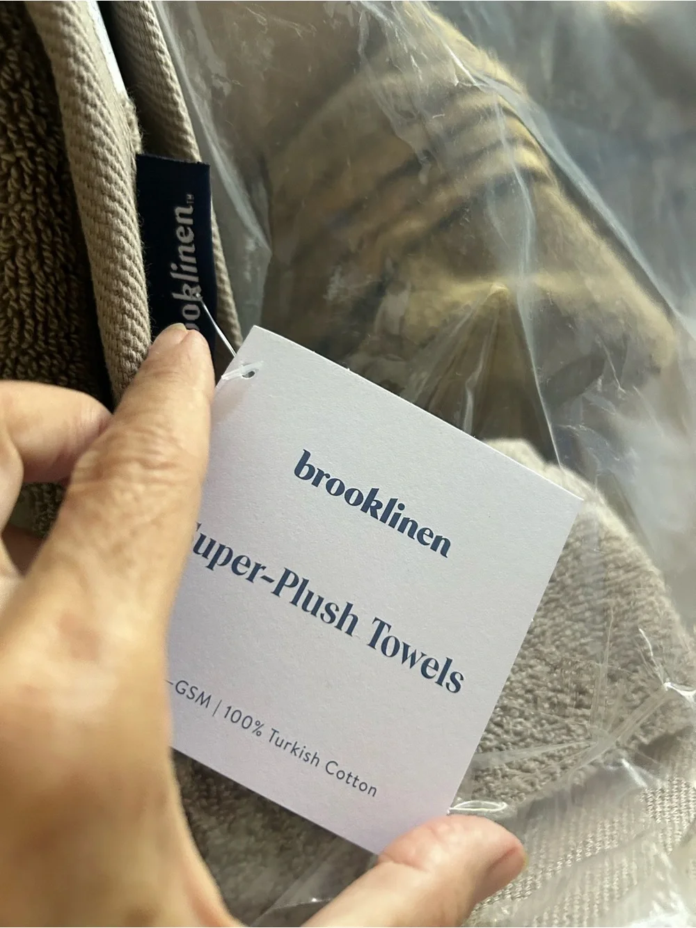 Brooklinen NWT Super-Plush Towels - Oak